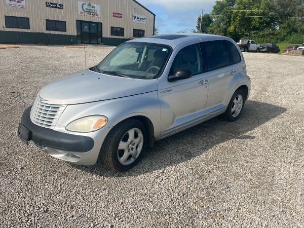 Used 2002 Chrysler PT Cruiser Touring FWD image 2
