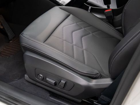 New 2026 BMW X2 xDrive28i w/ Technology Package image 15