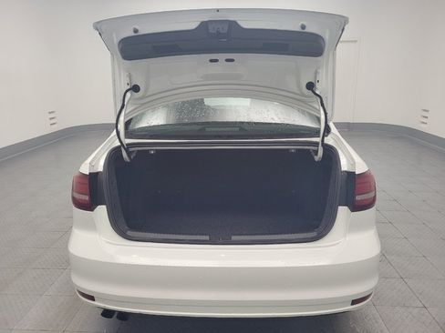 Used 2018 Volkswagen Jetta S FWD image 29