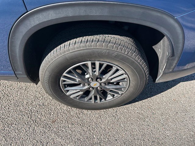 Used 2024 Chevrolet Traverse LS w/ LPO, Floor Liner Package FWD image 5