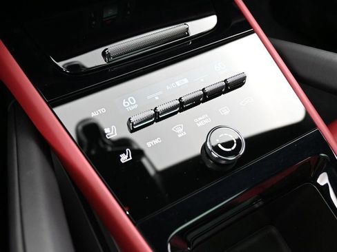Certified 2025 Porsche Cayenne GTS AWD/4WD image 23