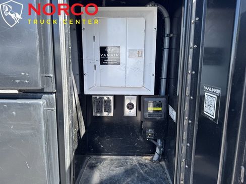 Used 2022 RAM 5500 Tradesman w/ Max Tow Package image 9