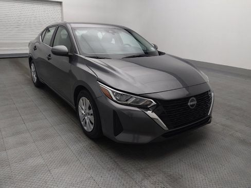 Used 2025 Nissan Sentra S image 13