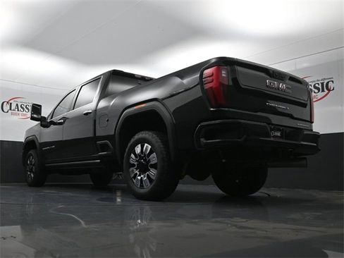 Used 2024 GMC Sierra 2500 Denali w/ Denali Reserve Package image 24
