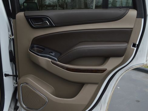 Used 2019 Chevrolet Tahoe LT image 31