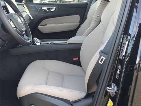 New 2026 Volvo XC60 B5 Plus w/ Protection Package Premier image 15