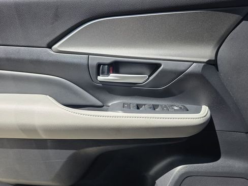 Used 2026 Toyota Grand Highlander XLE image 18