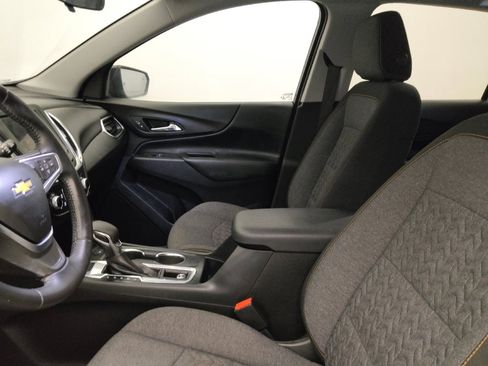 Used 2022 Chevrolet Equinox LT image 17