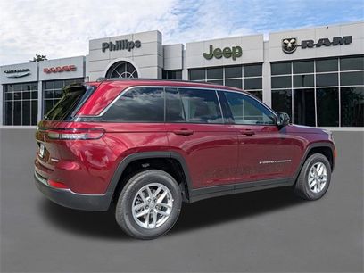 New 2025 Jeep Grand Cherokee Laredo X w/ Luxury Tech Group I