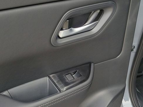 New 2026 Nissan Rogue SV FWD image 13