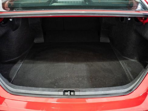 Used 2025 Toyota Camry LE image 9