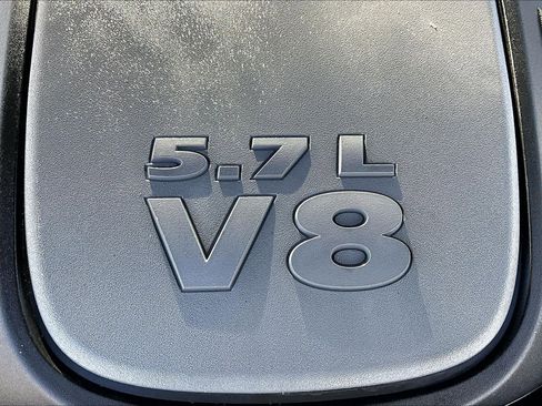 Used 2013 Dodge Challenger R/T image 29