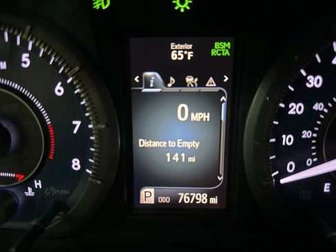Used 2019 Toyota Sienna XLE FWD image 27