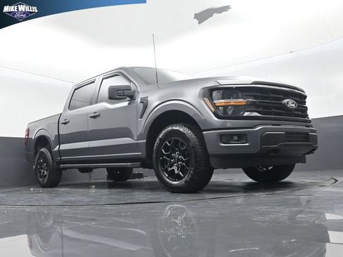 Used 2026 Ford F150 XLT w/ XLT Black Appearance Package AWD/4WD image 9
