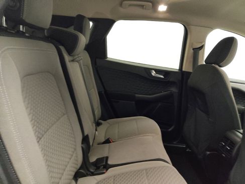 Used 2020 Ford Escape SE Sport image 19