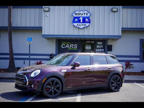 Used 2016 MINI Cooper Clubman S image 1
