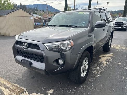 Certified 2019 Toyota 4Runner SR5 image 4