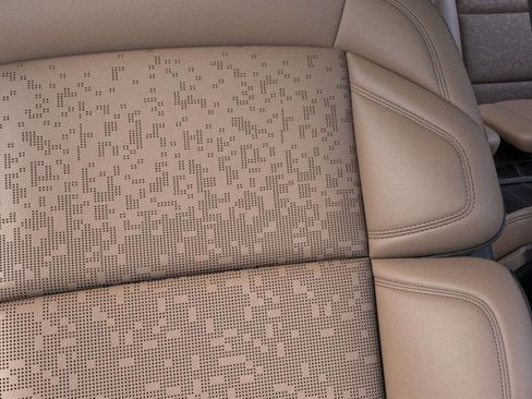 New 2026 Lincoln Navigator L Black Label AWD/4WD image 16