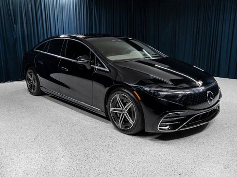 New 2026 Mercedes-Benz EQS 450+ 4MATIC Sedan image 3