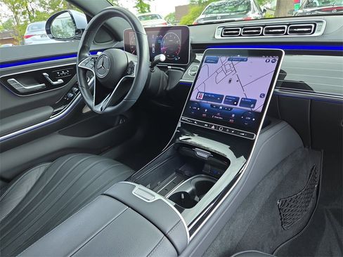 Certified 2023 Mercedes-Benz S 500 4MATIC image 19