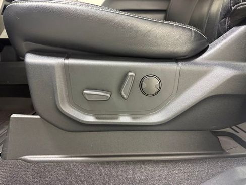 Used 2020 Ford F150 Lariat w/ Equipment Group 502A Luxury image 11