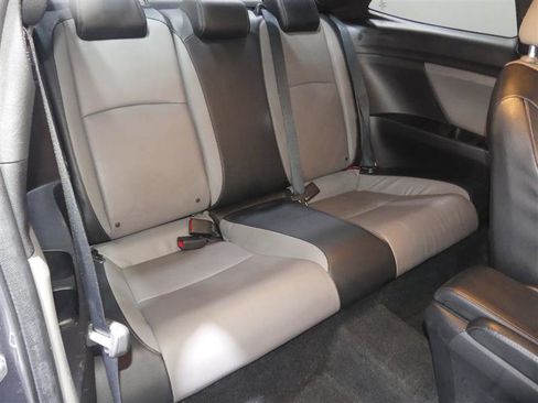 Used 2018 Honda Civic EX-L image 24