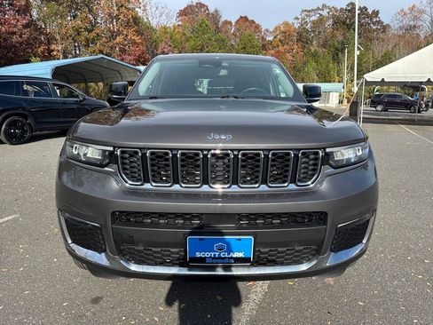 Used 2022 Jeep Grand Cherokee L Limited w/ Trailer Tow Group (B) image 8