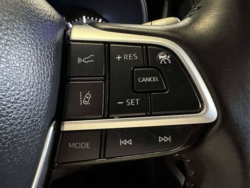 Certified 2024 Toyota Highlander LE AWD/4WD image 28