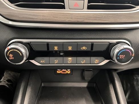 Used 2025 Nissan Altima 2.5 SV image 20