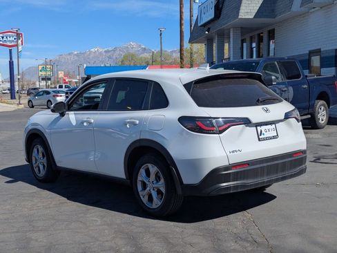 Used 2023 Honda HR-V LX image 6