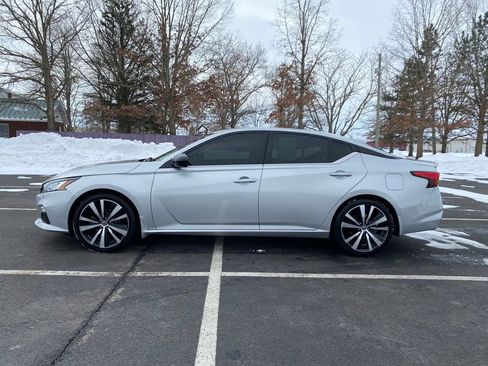 Used 2019 Nissan Altima 2.5 SR image 4