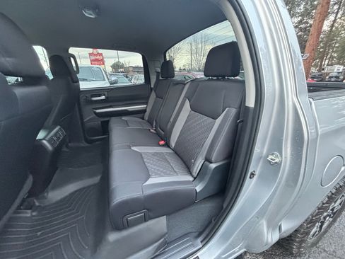 Used 2016 Toyota Tundra SR5 image 10