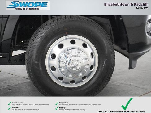 Used 2025 RAM 3500 Longhorn image 35