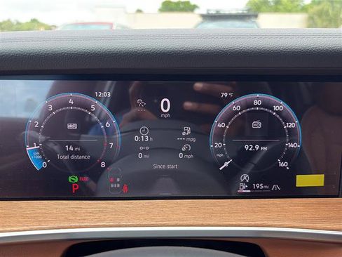 New 2026 Volkswagen Tiguan SEL R-Line AWD/4WD image 18