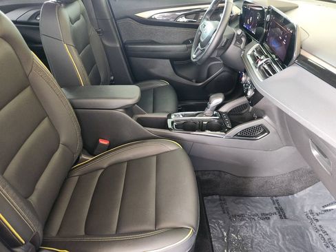 Used 2025 Chevrolet TrailBlazer ACTIV FWD image 14