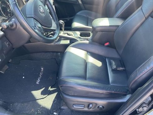 Used 2018 Toyota RAV4 SE w/ Power Extra Value Package FWD image 17
