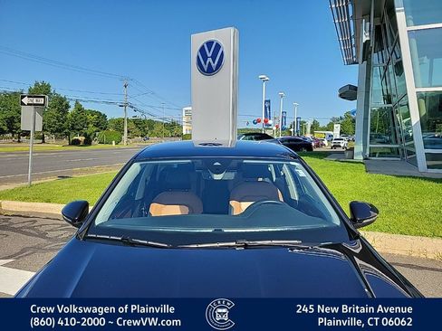 Certified 2022 Volkswagen Jetta SEL FWD image 23