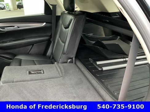Used 2018 Cadillac XT5 Luxury w/ LPO, Wheel Lock Package AWD/4WD image 28