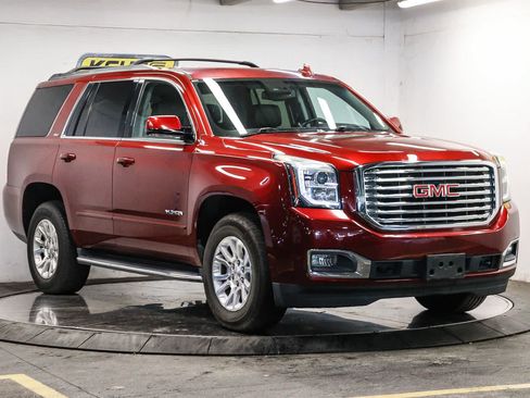 Used 2018 GMC Yukon SLT w/ HD Trailering Package AWD/4WD image 5