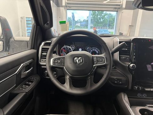 New 2026 RAM 2500 Big Horn AWD/4WD image 19