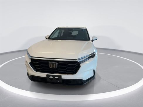 Used 2024 Honda CR-V EX image 3
