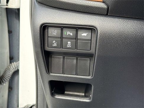 Used 2020 Honda CR-V Touring image 28