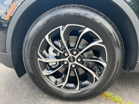 New 2026 Lincoln Nautilus Premier w/ Equipment Group 102A AWD/4WD image 12