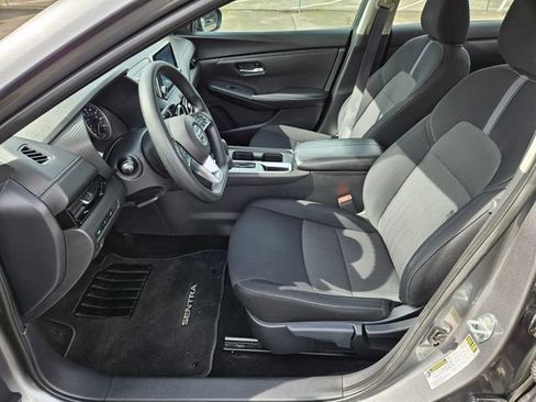 Used 2023 Nissan Sentra SV image 13