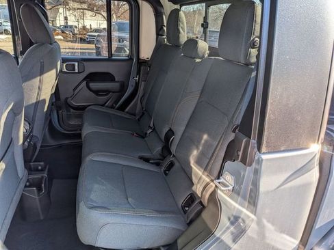 New 2026 Jeep Gladiator Sport image 11