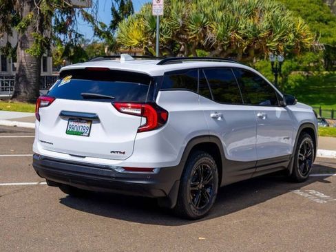 Used 2022 GMC Terrain AT4 w/ Infotainment Package II image 4