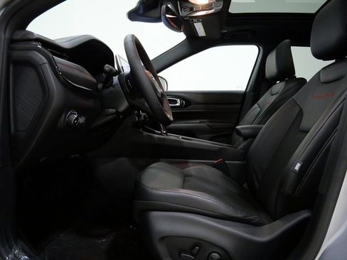 New 2026 Jeep Compass Trailhawk w/ Sun, Sound & Navigation Group image 13