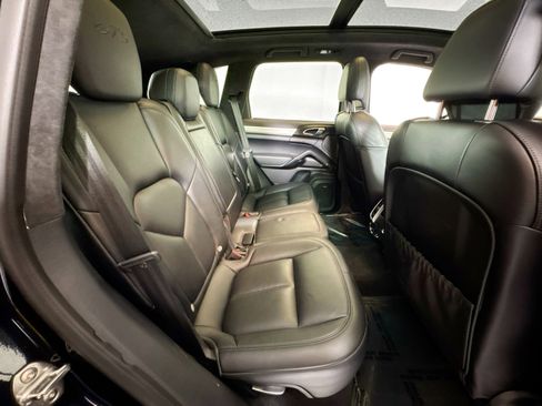 Used 2018 Porsche Cayenne GTS image 24