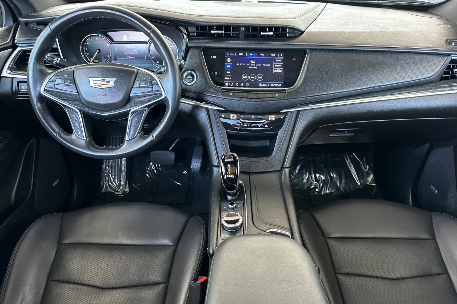 Certified 2023 Cadillac XT5 Premium Luxury FWD image 16