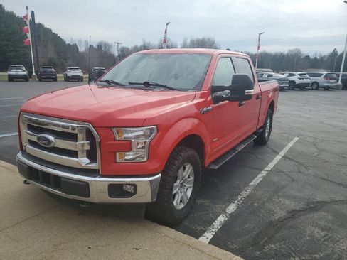 Used 2017 Ford F150 XLT w/ Equipment Group 301A Mid image 4